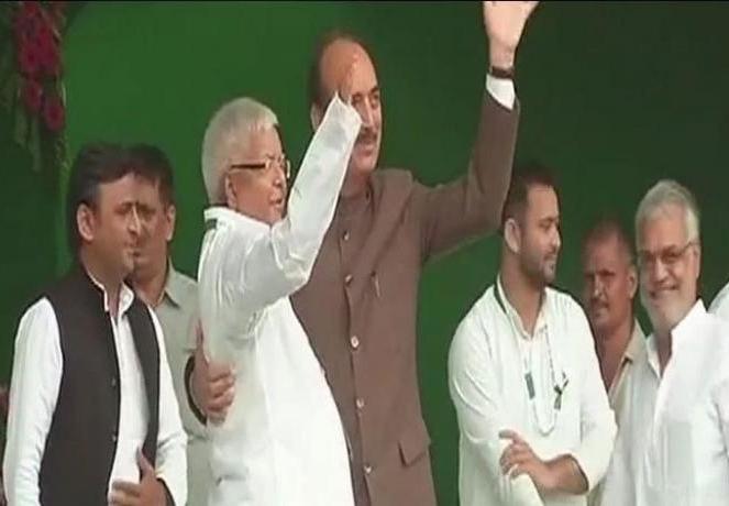 Photo of भाजपा के खिलाफ विपक्षी दलों ने एकजुट होने का लिया संकल्प