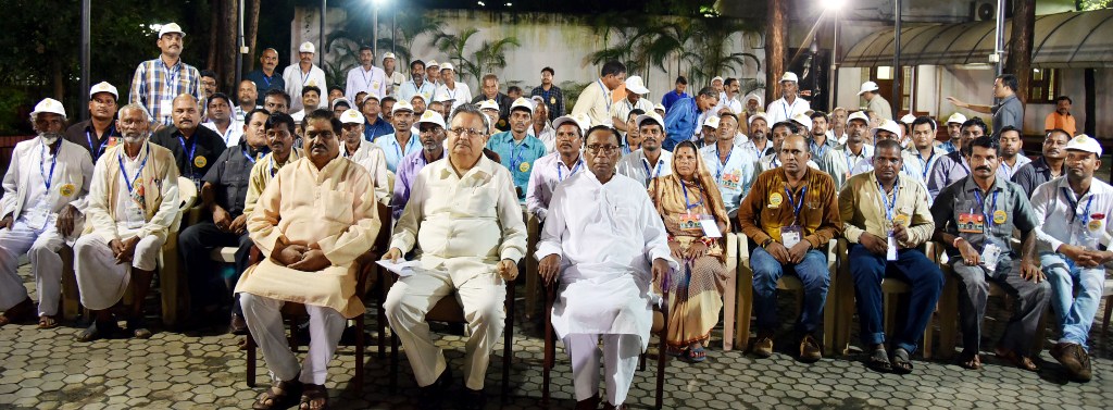 Photo of छत्तीसगढ़ में सहकारी समितियों में जल्द शुरू होगी माइक्रो एटीएम सुविधा – रमन