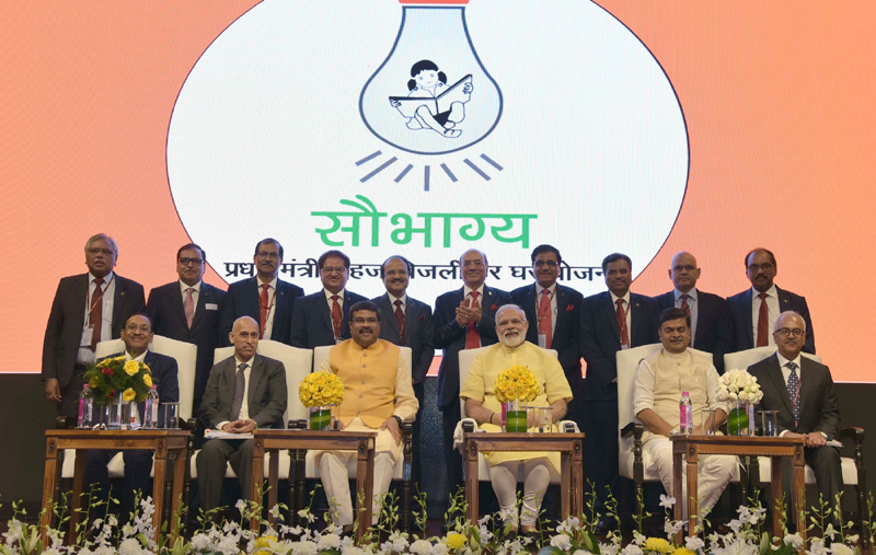 Photo of सहज बिजली हर घर सौभाग्य योजना की मोदी ने की शुरूआत