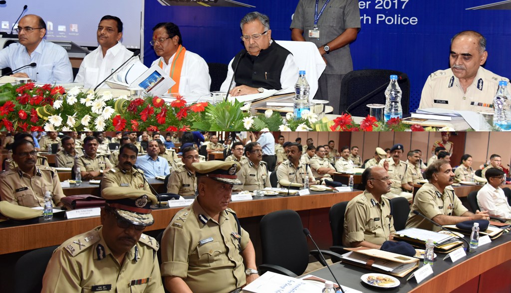 Photo of सायबर अपराधों से निपटने पुलिस को तकनीकी रूप से सक्षम होना जरूरी- रमन