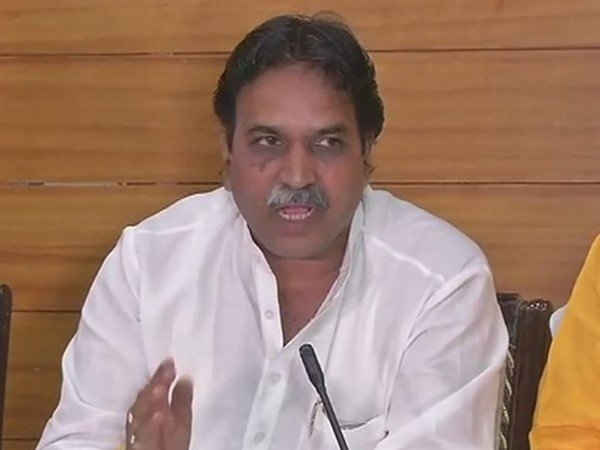 Photo of निर्माणाधीन रेलवे ओवर-अण्डर ब्रिजों का निर्माण जल्द पूर्ण किया जाए-मूणत