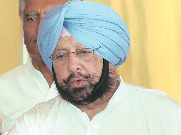 Photo of केजरीवाल ‘अजीब व्यक्ति’ बिना सोचे कुछ भी बोलते हैं-अमरिन्दर