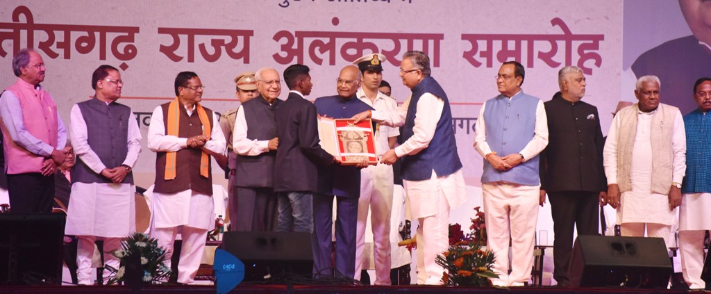 Photo of छत्तीसगढ़ में लिखी जा रही विकास की नई इबारत-कोविंद