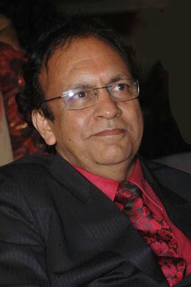 Photo of चुनाव की फसल के लिए किसानों का पानी समुन्दर में बहाया – उमेश त्रिवेदी