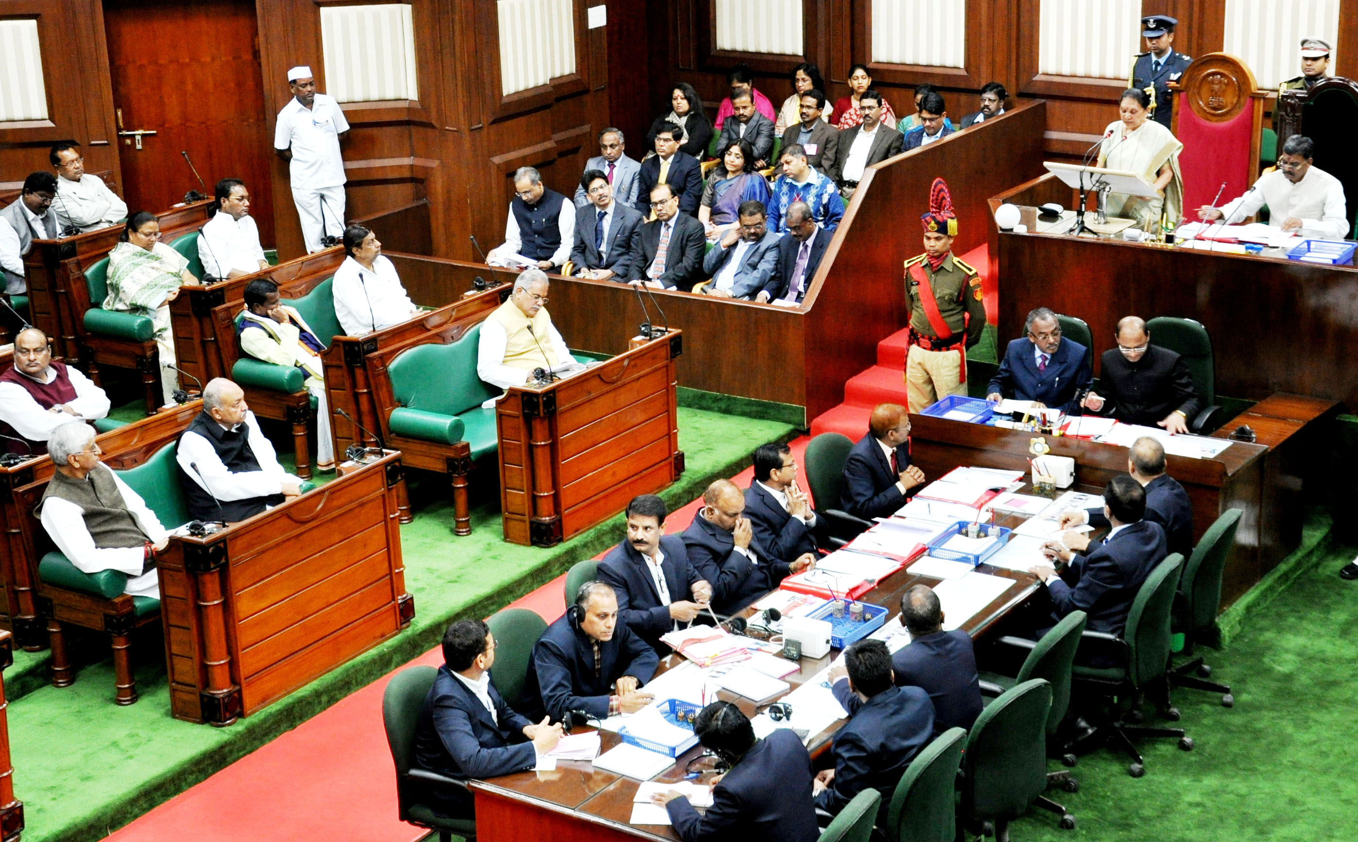 Photo of सरकार जनता से किए गए संकल्प को पूर्ण करने के लिए प्रतिबद्ध- राज्यपाल पटेल