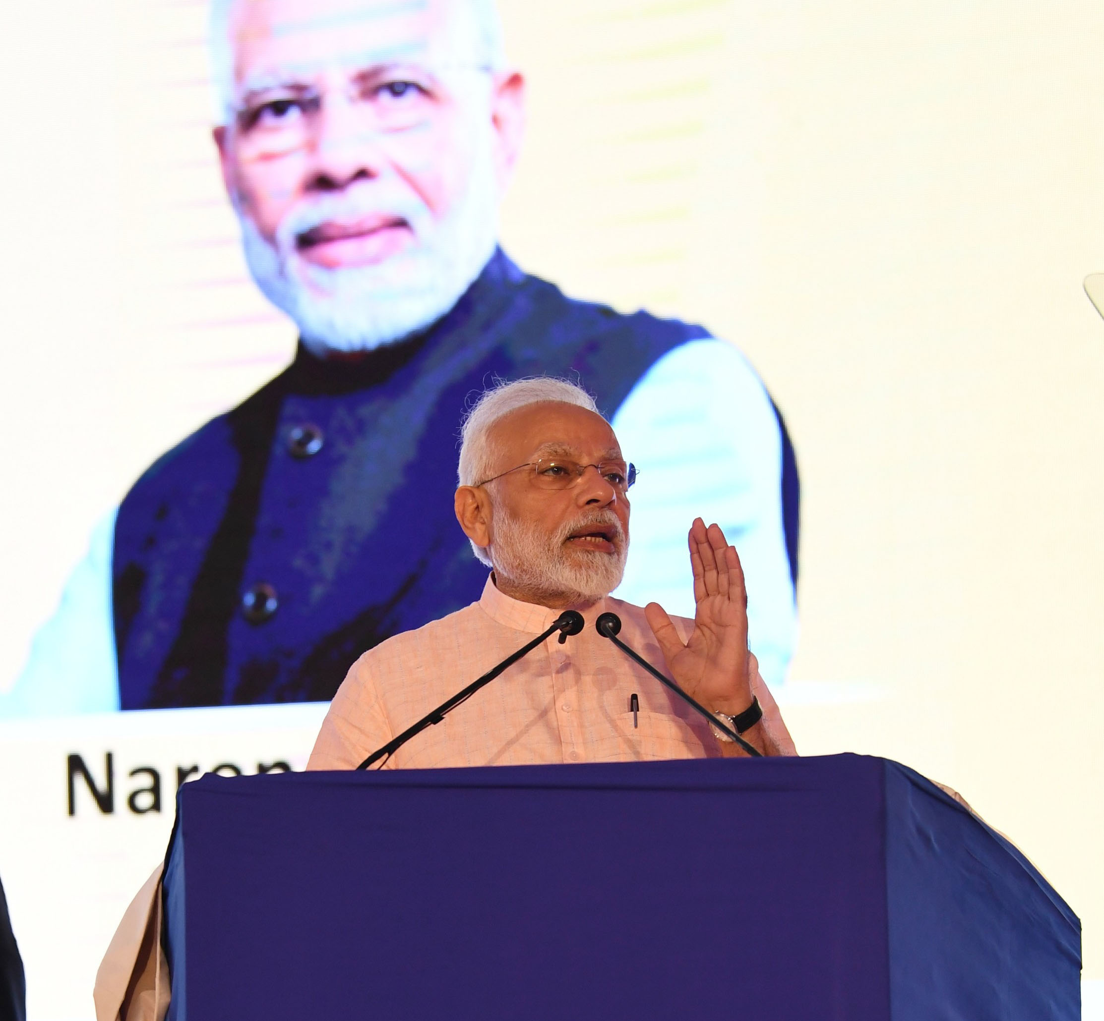 Photo of मोदी ने विपक्षी दलों से की देश की प्रगति में रोड़े नही अटकाने की अपील