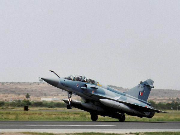 Photo of वायुसेना ने पाकिस्तान में घुसकर आतंकी ठिकानों पर किए हवाई हमले