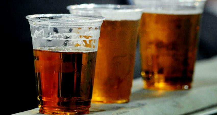 Photo of रायपुर में बार में अवैध मदिरा का जखीरा बरामद