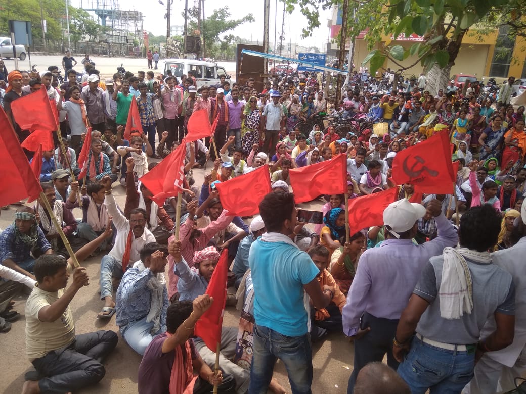 Photo of भिलाई संयंत्र की दो यूनिटों में कर्मचारियों की हड़ताल से उत्पादन प्रभावित