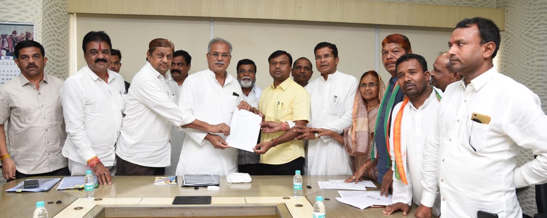 Photo of भूपेश ने डिपाजिट 13 परियोजना से संबंधित कार्यों पर रोक लगाने के निर्देश दिए