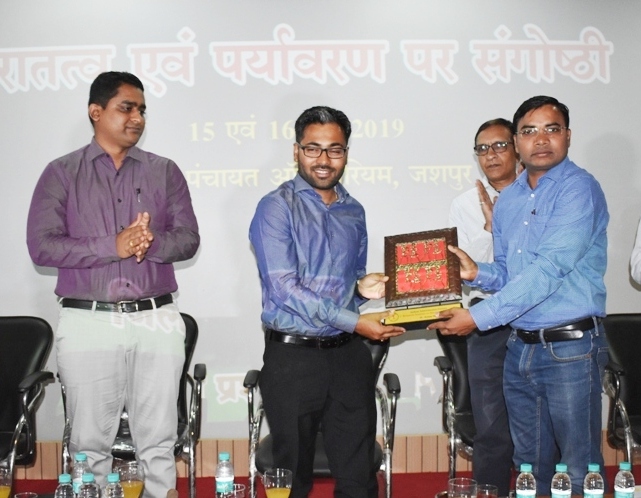 Photo of जशपुर जिले में मिले हैं,पाषाणकालीन सभ्यता के प्रमाण-कलेक्टर