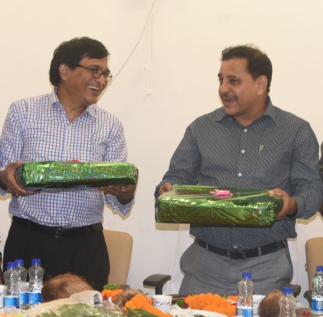 Photo of जनसम्पर्क विभाग के दो अपर संचालकों समेत चार अधिकारी सेवानिवृत्त