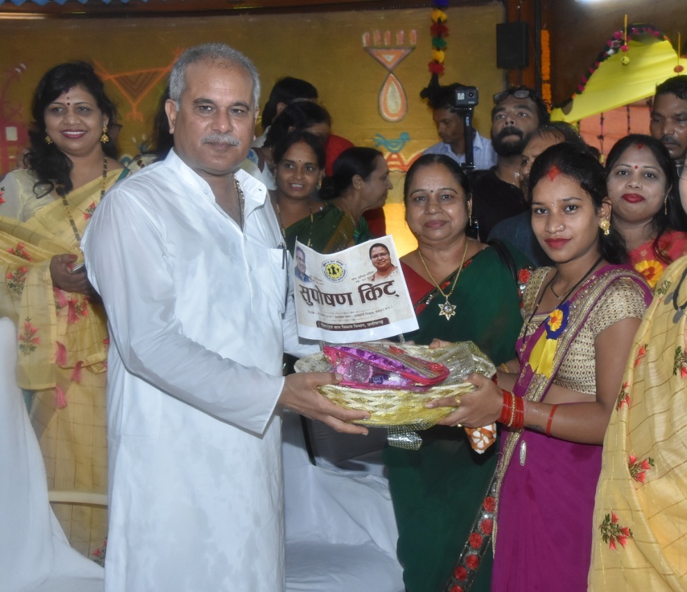 Photo of भूपेश ने तीजा-पोरा तिहार पर‘‘पोषण माह’’ का किया शुभारंभ