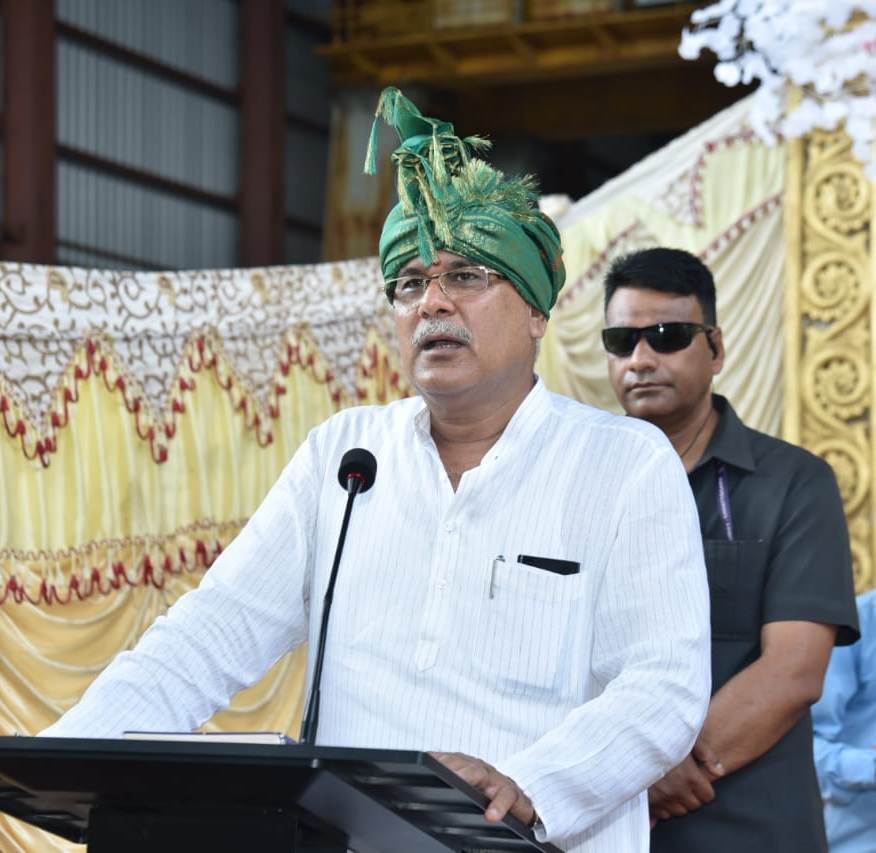 Photo of बघेल ने जम्मू कश्मीर के लिए निर्मित स्ट्रक्चर को हरी झण्डी दिखाकर किया रवाना