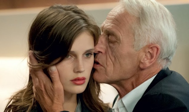 Photo of पुरुषों को अपने लाइफ पार्टनर के रूप में पसन्द हैं,कम उम्र की महिलाएं