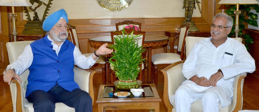 Photo of भूपेश ने पुरी से की रायपुर को ‘एवीएशन हब‘ बनाने की मांग