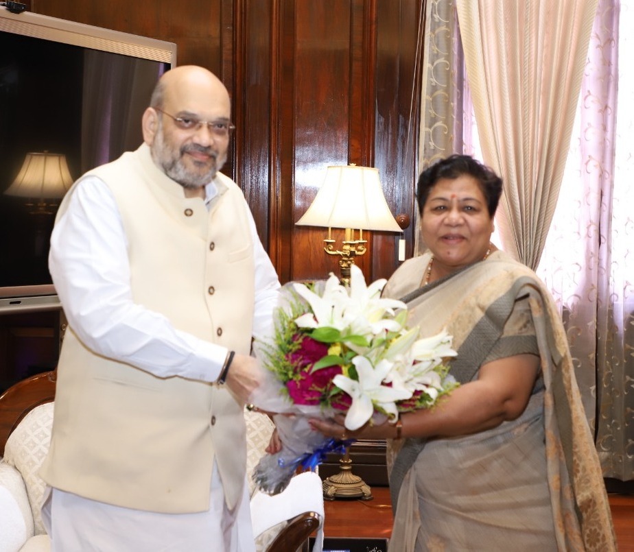 Photo of शाह एवं राज्यपाल ने नक्सलवाद सहित विभिन्न मुद्दों पर की चर्चा