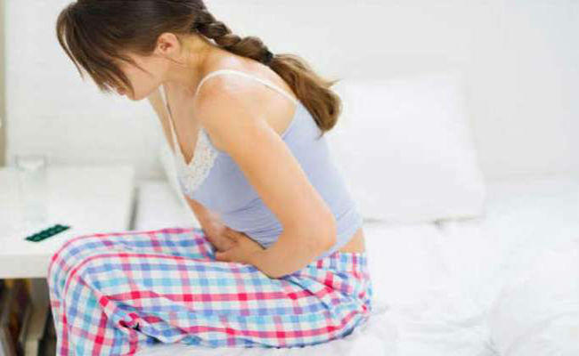 Photo of पीरियड्स से जुड़ी बीमारियों से महिलाओं को सजग रहने जरूरी