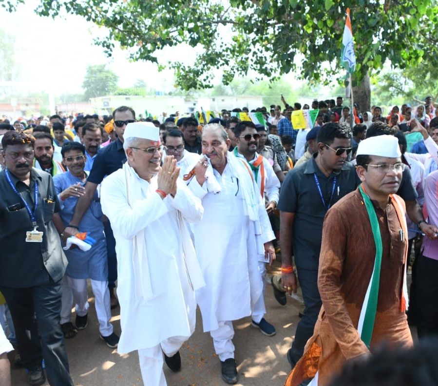 Photo of मुख्यमंत्री ने कंडेल से ’गांधी विचार पदयात्रा’ का किया शुभारंभ