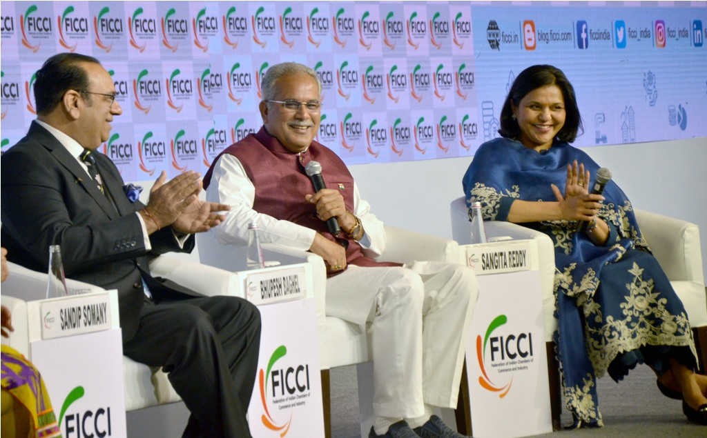 Photo of भूपेश ने अर्थव्यवस्था की गति बढ़ाने के साथ ही समावेशी विकास पर दिया जोर