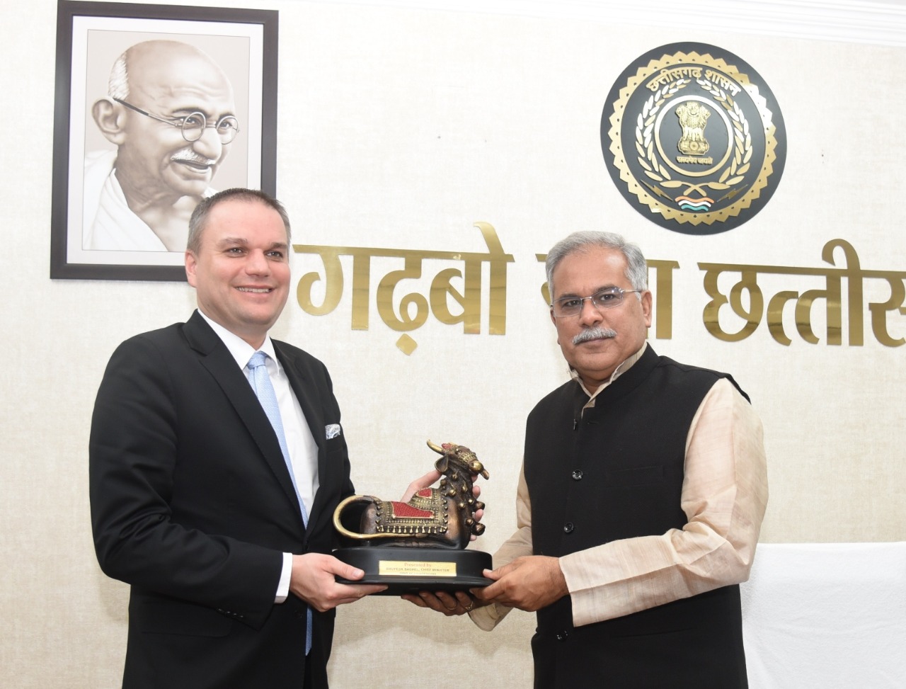 Photo of भूपेश से पोलेण्ड के राजदूत ने की सौजन्य मुलाकात