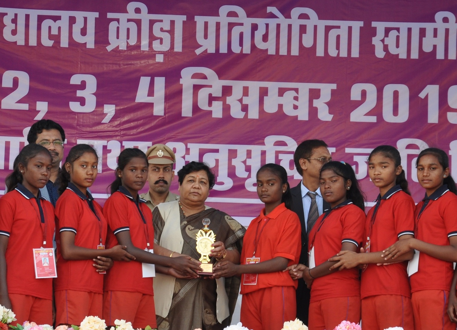 Photo of खेल से युवाओं में आती है राष्ट्रीयता की भावना – सुश्री उइके