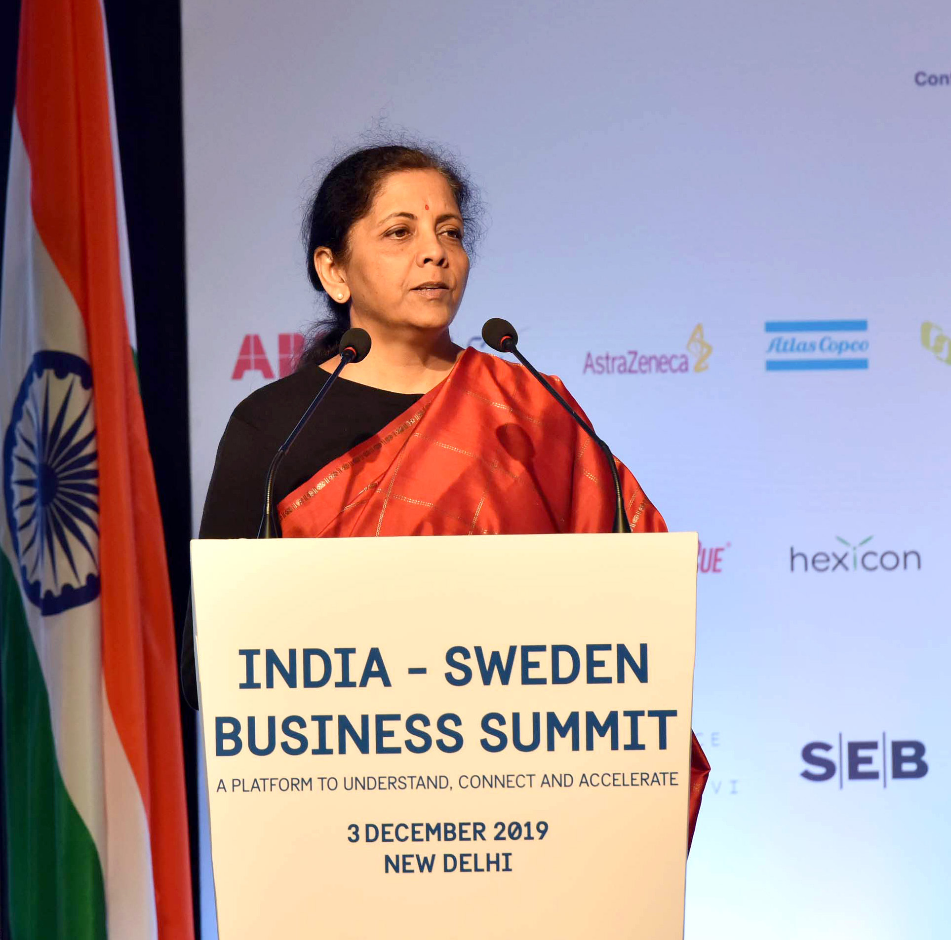 Photo of सरकार विभिन्न क्षेत्रों में और आर्थिक सुधार करने के लिए प्रतिबद्ध – सीतारामन