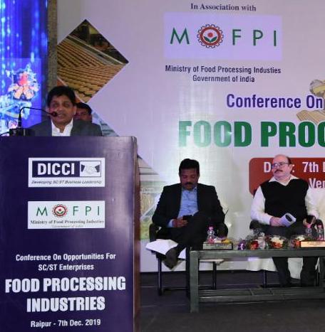 Photo of अनुसूचित जाति-जनजाति वर्ग के लोगों को व्यापार के क्षेत्र में आगे बढ़ने की जरूरत-डहरिया