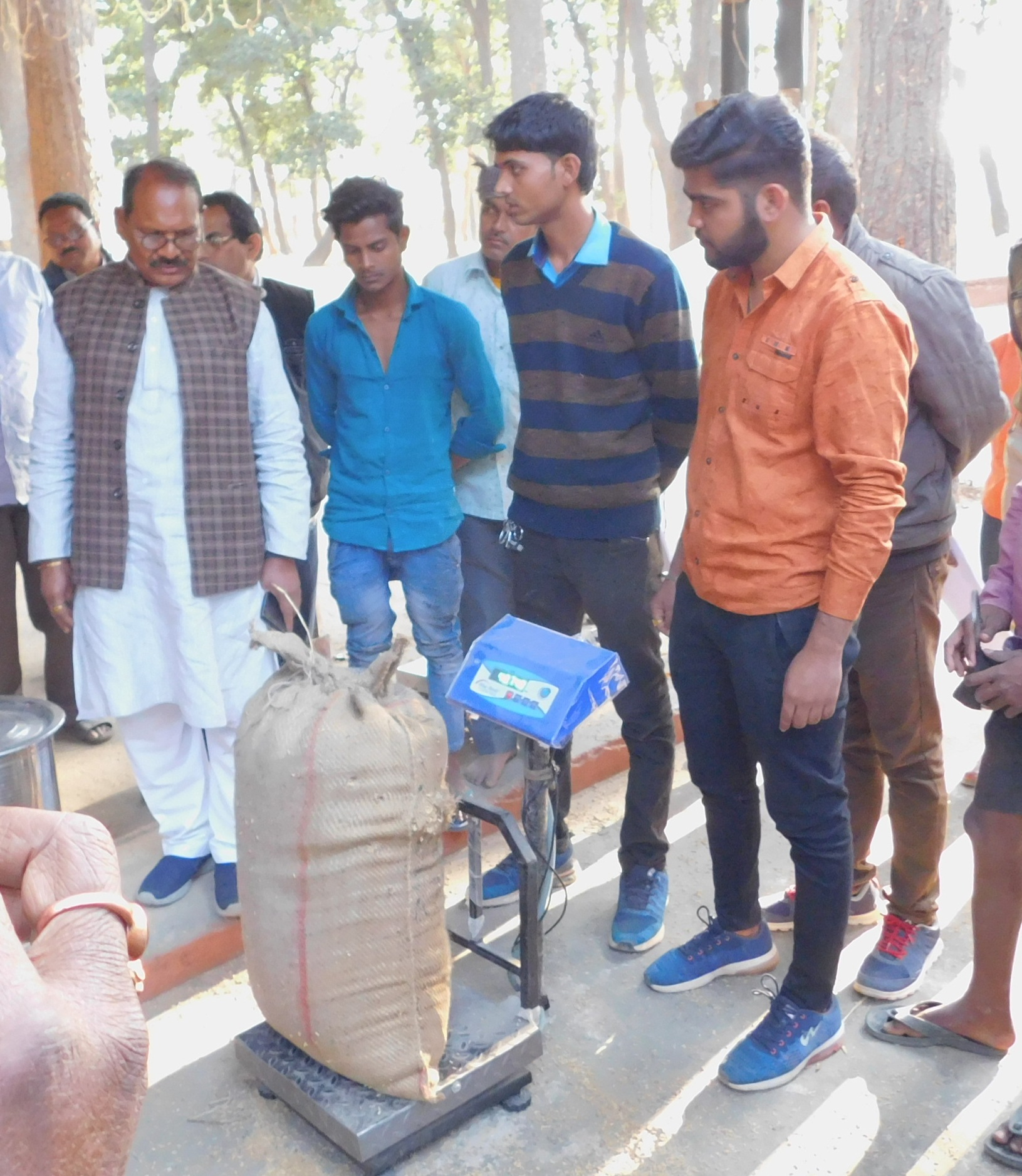 Photo of सीमावर्ती क्षेत्रों के खरीदी केन्द्रों पर विशेष सतर्कता बरती जाए- टेकाम