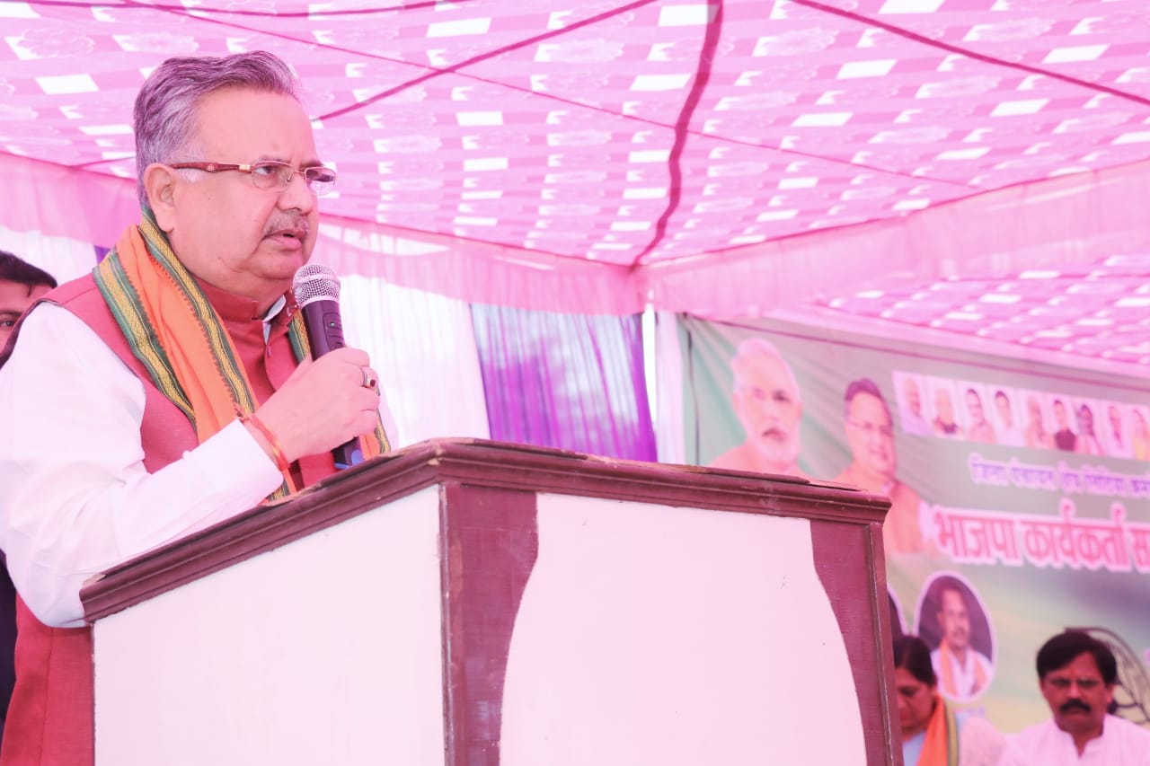 Photo of रमन ने भूपेश सरकार पर चुनावी वादे नही पूरा करने का लगाया आरोप