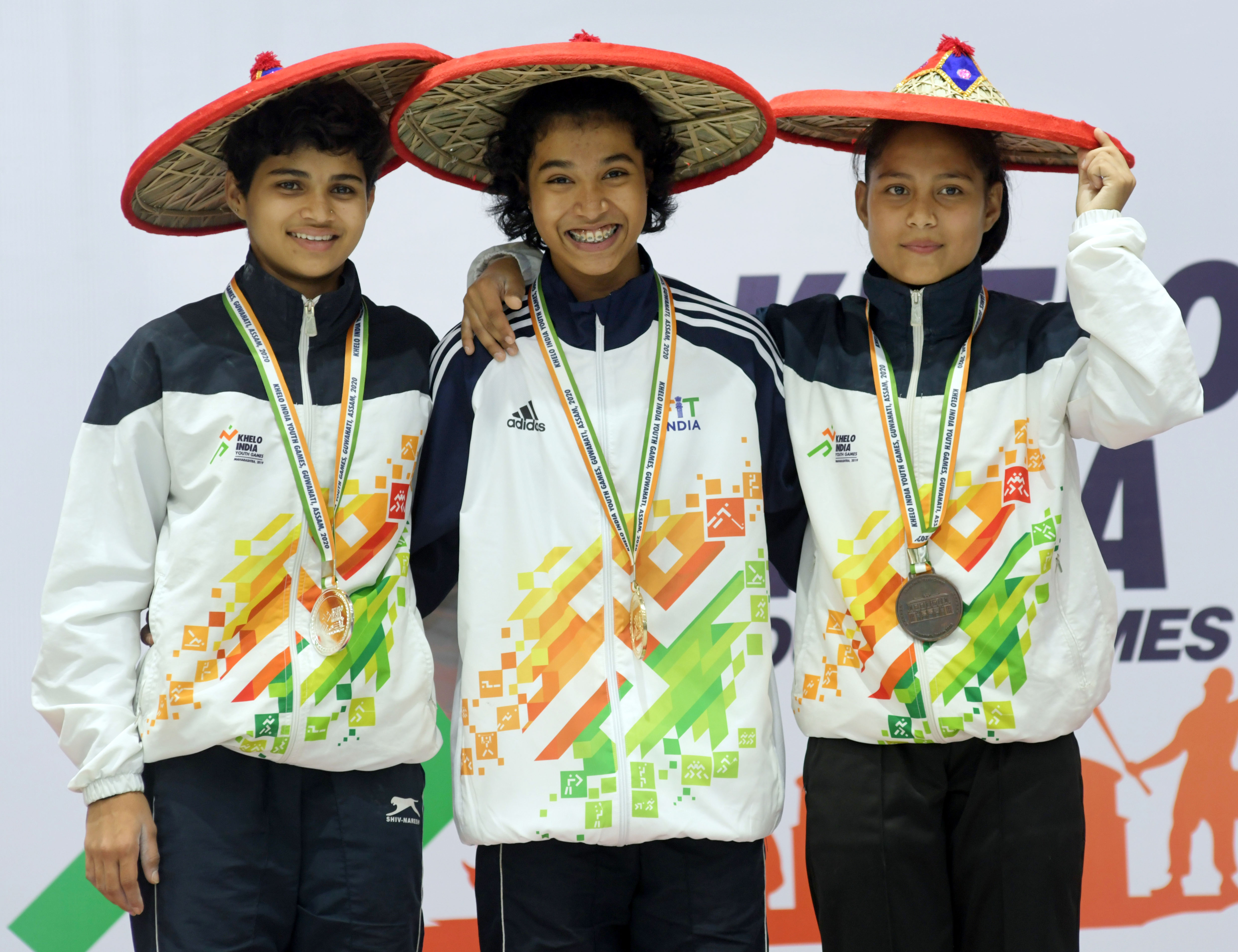 Photo of सौम्या सुनील दलवी ने भारोत्तोलन में बनाया नया राष्ट्रीय रिकार्ड