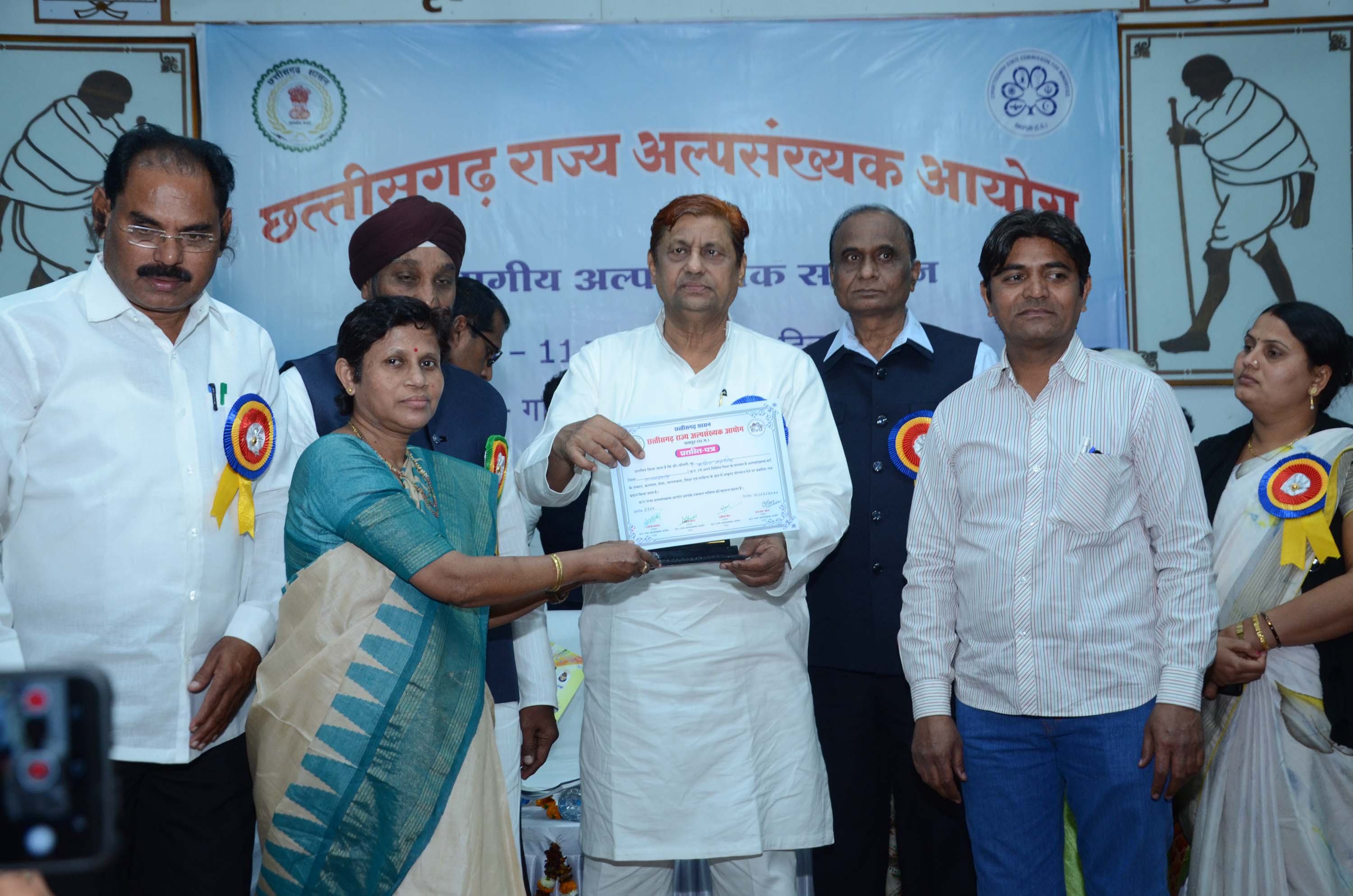 Photo of देश में अल्पसंख्यक वर्ग छत्तीसगढ़ में सबसे सुरक्षित-अकबर