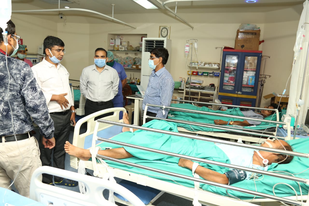 Photo of गैस रिसाव से गंभीर तीन मजदूरों को भेजा गया रायपुर