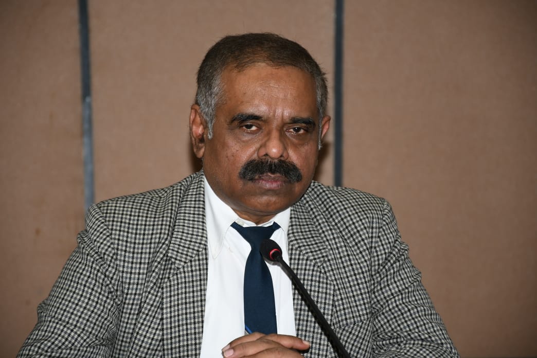 Photo of चिटफंड कंपनियों की संपत्ति की कुर्की की कार्रवाई शीघ्र करने के निर्देश