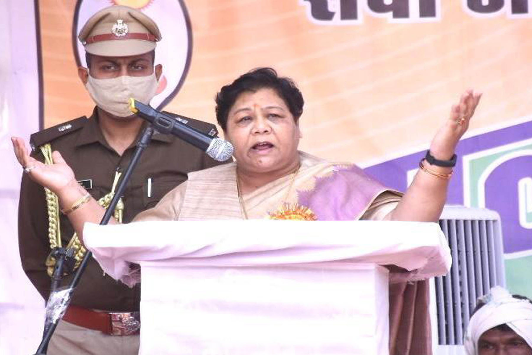 Photo of समाज से भटके हुए लोग मुख्यधारा में लौटें-राज्यपाल