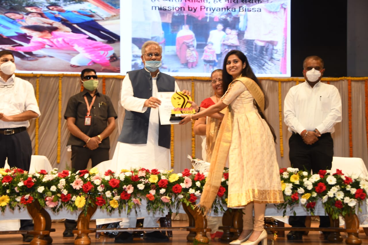 Photo of छत्तीसगढ़ में महिलाओं की स्थिति दूसरे राज्यों से हर क्षेत्र में बेहतर-भूपेश