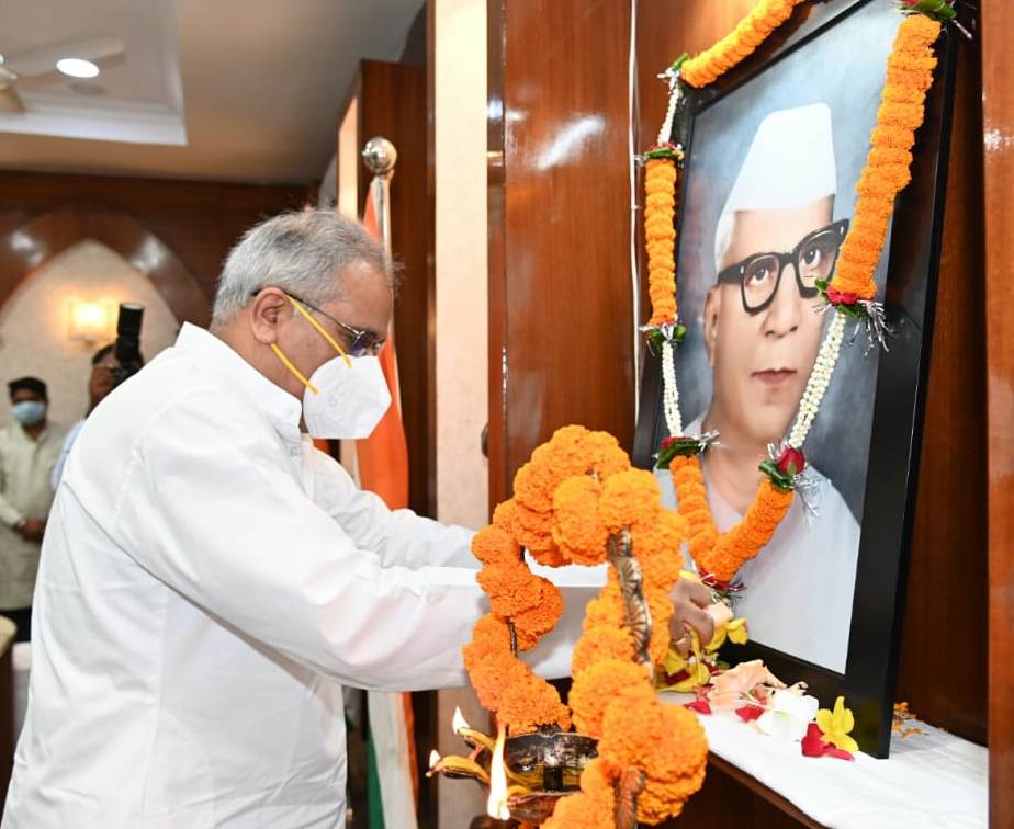 Photo of डा.खूबचंद बघेल छत्तीसगढ़ राज्य निर्माण के थे प्रथम स्वप्नदृष्टा – भूपेश