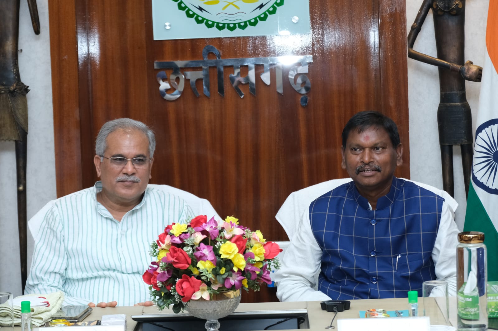 Photo of मुण्डा ने की लघु वनोपजों के संग्रहण में छत्तीसगढ़ सरकार के कार्यों की सराहना