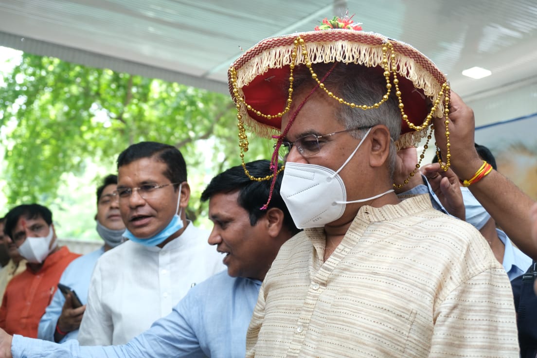 Photo of कोविंद,मोदी,बिरला सहित कई नेताओं ने भूपेश को जन्मदिन की दी बधाई