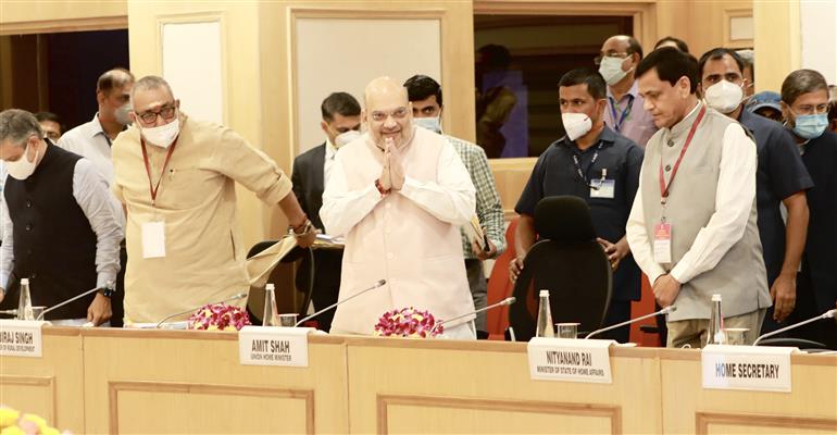 Photo of वामपंथी उग्रवाद को रोकने में केन्द्र और राज्यों के संयुक्त प्रयासों से बड़ी सफलता – शाह