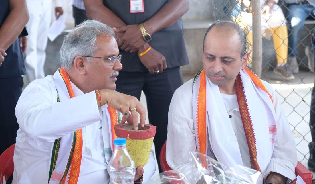 Photo of भूपेश ने गौठान में महिला समूहों की आर्थिक गतिविधियों का लिया जायजा