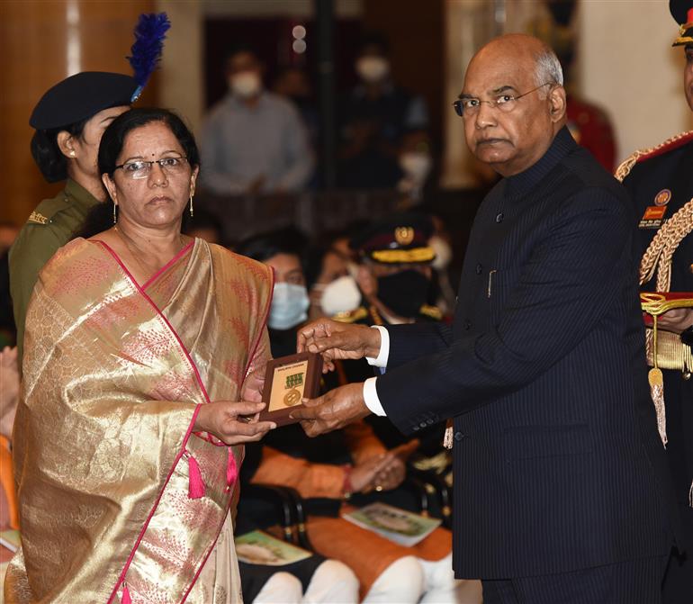 Photo of कर्नल संतोष बाबू मरणोपरांत महावीर चक्र से सम्मानित