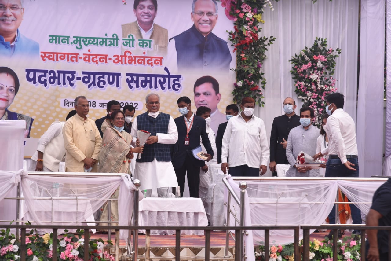 Photo of ग्रामीण आजीविका केंद्र की तरह शहरी आजीविका केंद्र भी बनेगा रिसाली में – भूपेश