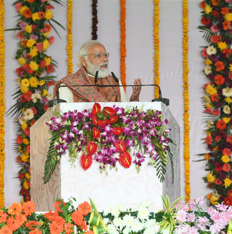 Photo of युवा न्यू इंडिया की बुनियाद और भविष्य दोनों – मोदी