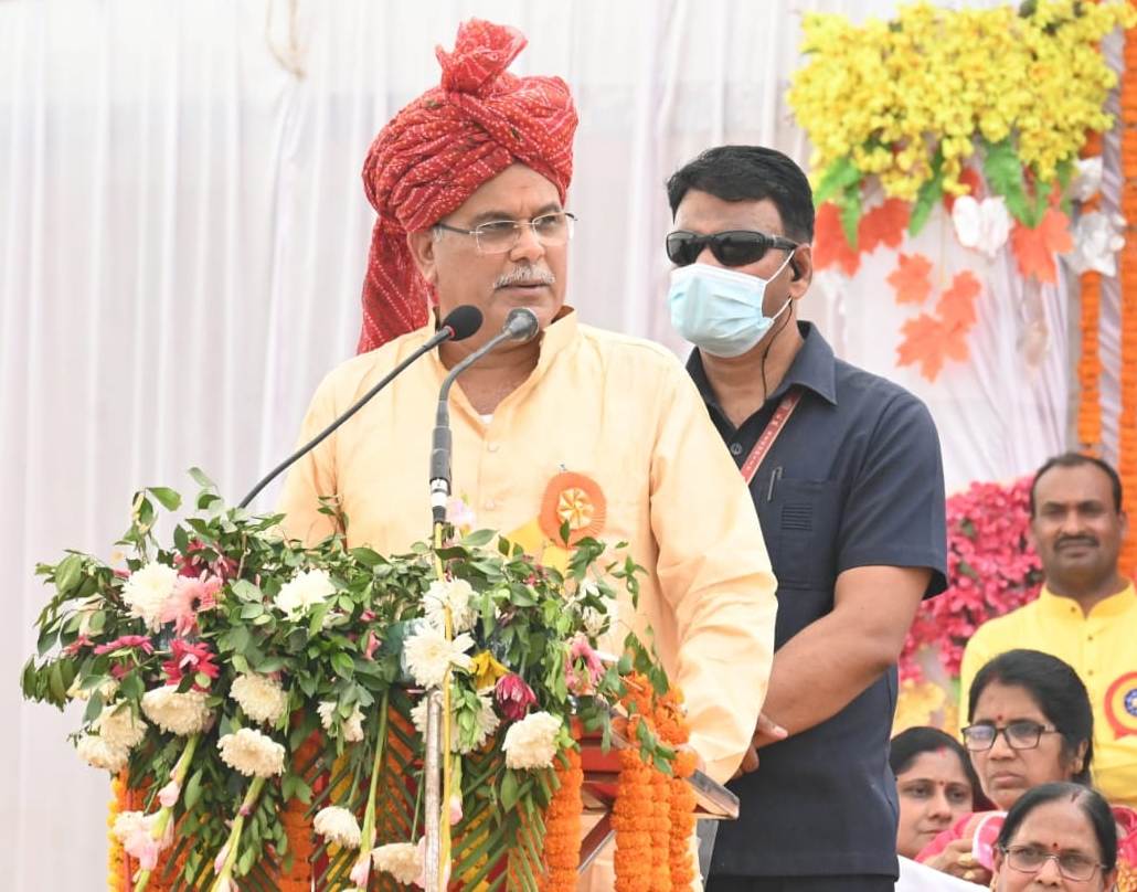 Photo of गौठानों को ग्रामीण आजीविका के केन्द्र के रूप में किया जा रहा है विकसित – भूपेश