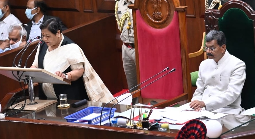 Photo of छत्तीसगढ़ की दीर्घकालीन विकास नीति की बुनियाद हुई मजबूत – राज्यपाल