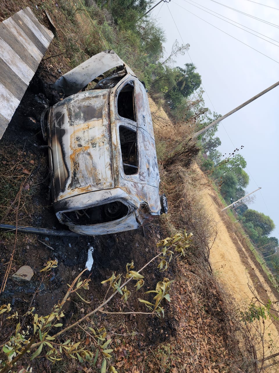 Photo of छत्तीसगढ़ में सड़क दुर्घटना में चार महिलाओं समेत पांच जिन्दा जले