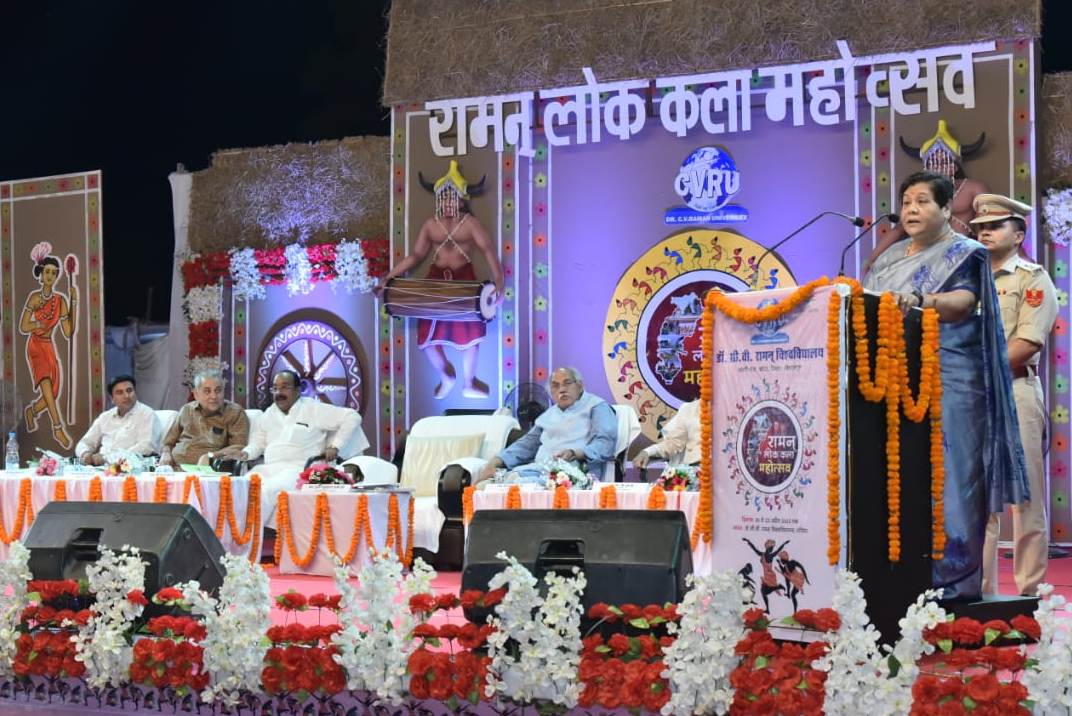 Photo of लोक कलाओं और आदिवासियों की समृद्ध संस्कृति को दें बढ़ावा -उइके