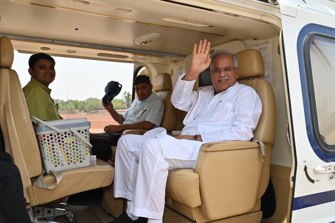 Photo of भूपेश भेंट-मुलाकात के दूसरे चरण में घुर नक्सल क्षेत्र बस्तर संभाग के दौरे पर