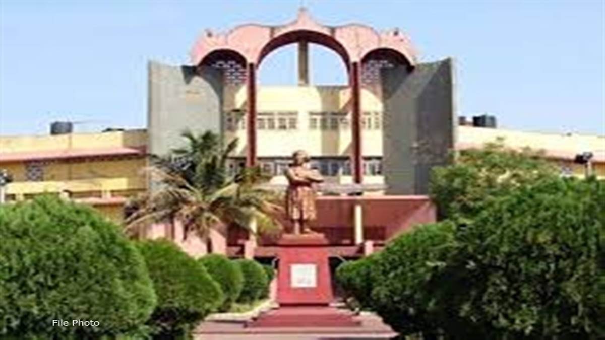 Photo of पं. रविशंकर शुक्ल विश्वविद्यालय की कार्यपरिषद की बैठक में हुए ये बड़े फैसले, पढ़े पूरी खबर